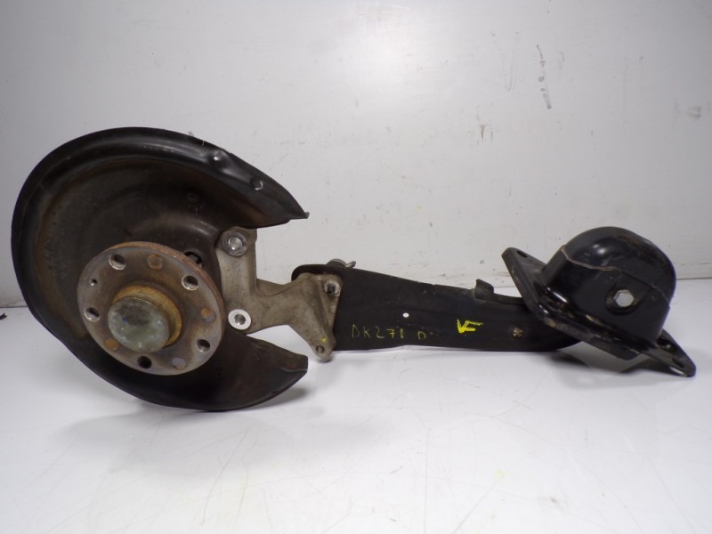 Recambio de mangueta trasera derecha para skoda yeti 1.2 tsi referencia OEM IAM 3C0505434K  1T0598611B