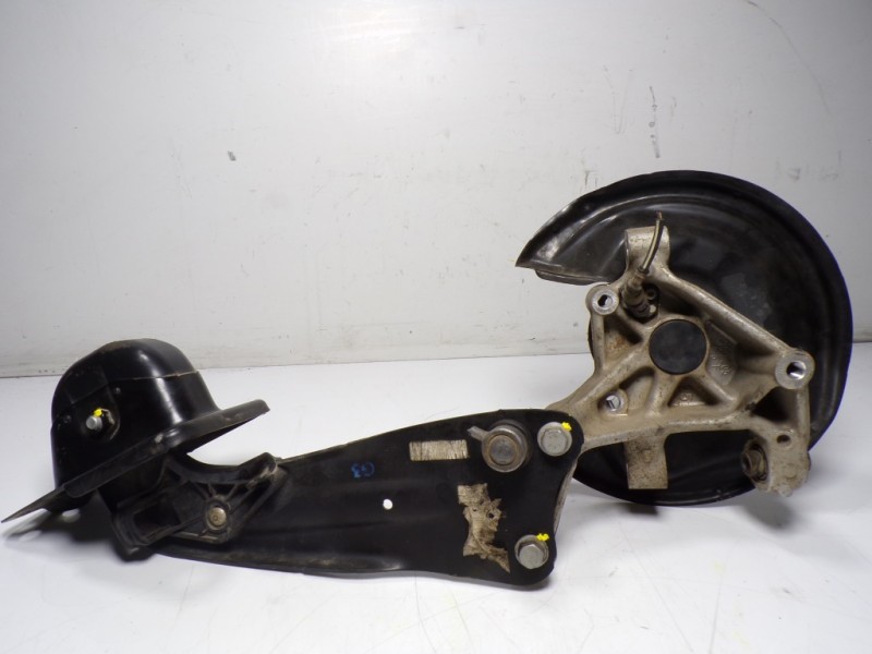 Recambio de mangueta trasera derecha para skoda yeti 1.2 tsi referencia OEM IAM 3C0505434K  1T0598611B