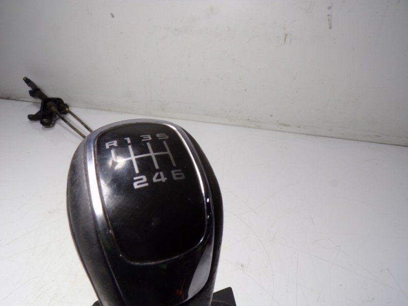 Recambio de palanca cambio para skoda yeti 1.2 tsi referencia OEM IAM 1K0711050A 5K0711049C 1Q0711266A