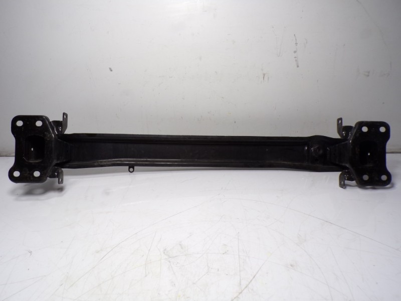 Recambio de refuerzo paragolpes delantero para skoda yeti 1.2 tsi referencia OEM IAM 5L0807109B  