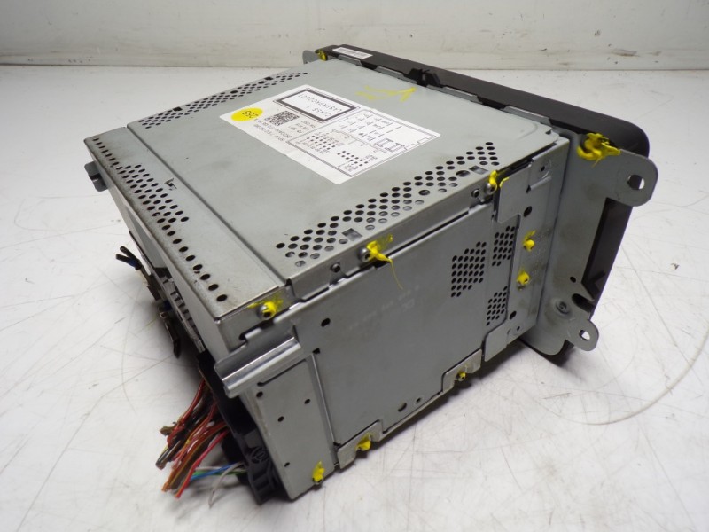 Recambio de sistema navegacion gps para skoda yeti 1.2 tsi referencia OEM IAM 3T0035191AWHS 3T0035191A 