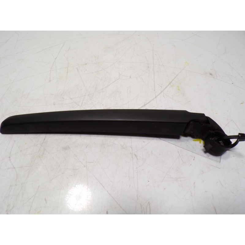 Recambio de brazo limpia trasero para audi a1 (8x) 1.6 tdi referencia OEM IAM 8R09554071P9  