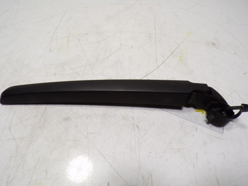 Recambio de brazo limpia trasero para audi a1 (8x) 1.6 tdi referencia OEM IAM 8R09554071P9  