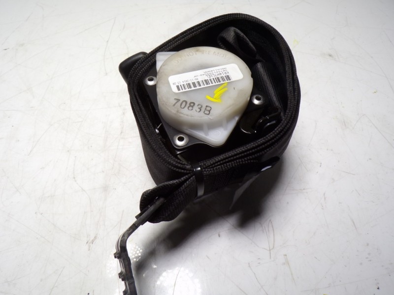 Recambio de cinturon seguridad trasero izquierdo para audi a1 (8x) 1.6 tdi referencia OEM IAM 8X4857805CV04 KR14H7G1EL 
