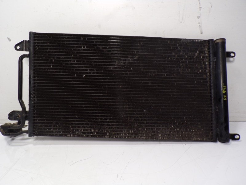 Recambio de condensador aire acondicionado para audi a1 (8x) 1.6 tdi referencia OEM IAM 6R0820411AC 6R0820411AC 