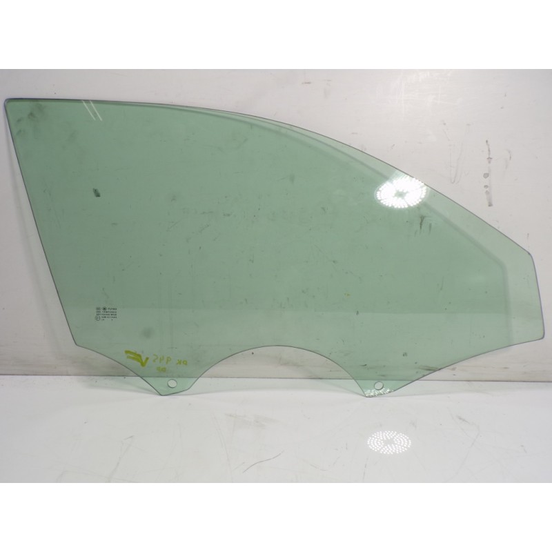 Recambio de cristal puerta delantero derecho para audi a1 (8x) 1.6 tdi referencia OEM IAM 8X4845202  