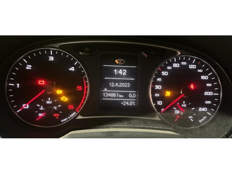 Recambio de cuadro instrumentos para audi a1 (8x) 1.6 tdi referencia OEM IAM 8X0920930P 8X0920930P 