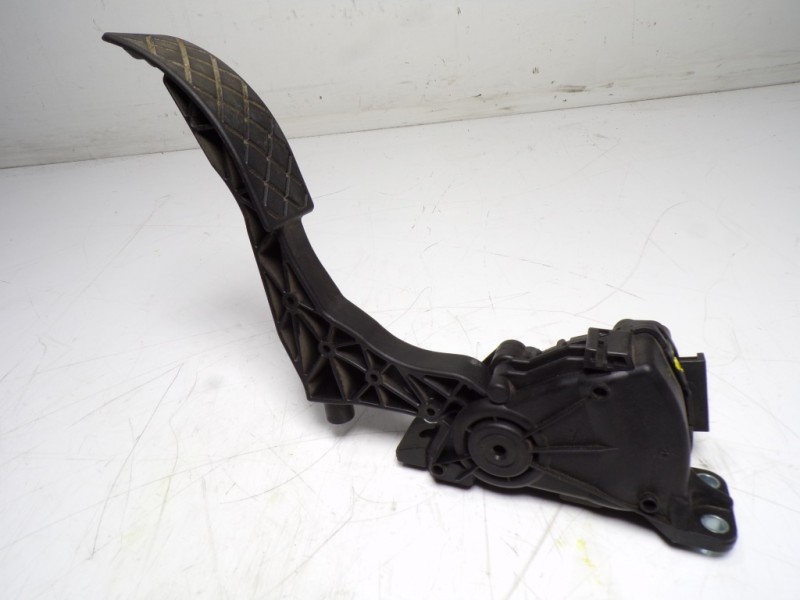 Recambio de potenciometro pedal para audi a1 (8x) 1.6 tdi referencia OEM IAM 6Q1721503M 6Q1721503M 