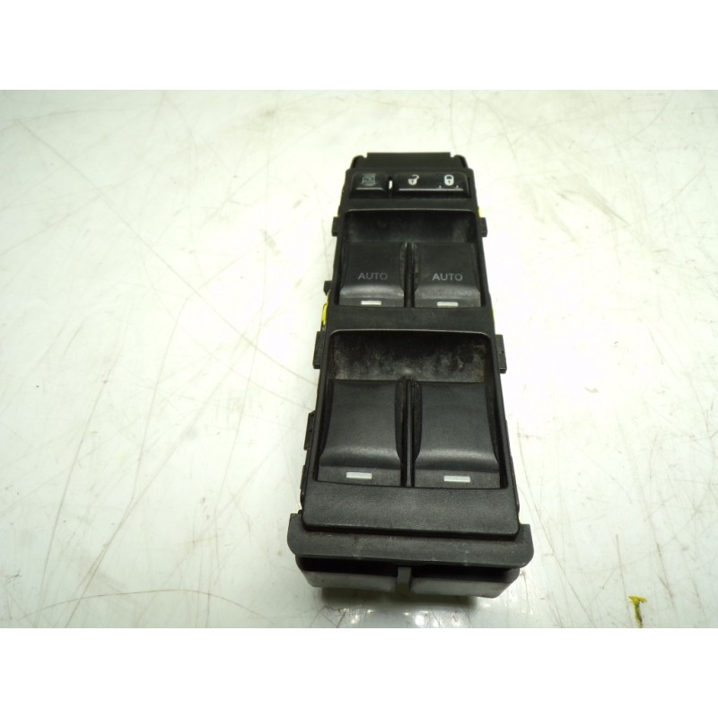 Recambio de mando elevalunas delantero izquierdo para chrysler sebring berlina 2.0 crd cat referencia OEM IAM  04602781AA 