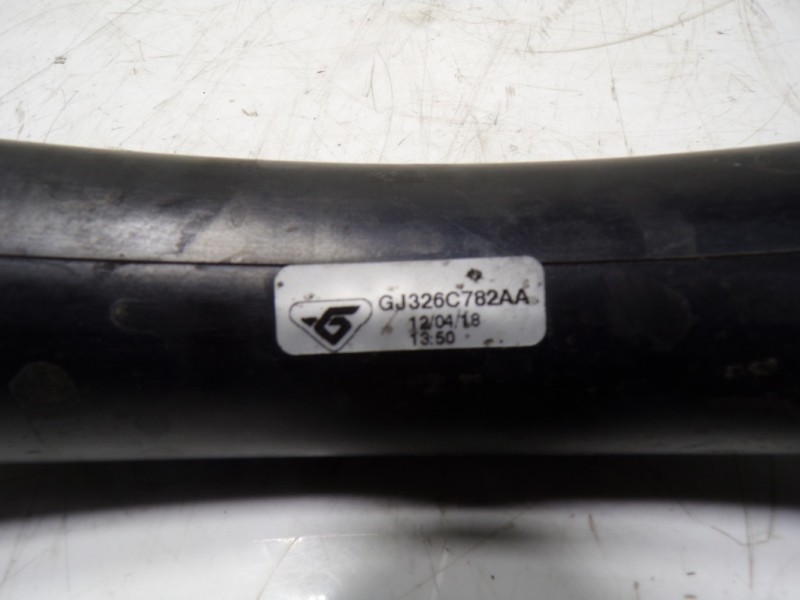Recambio de tubo intercooler para land rover discovery sport 2.0 td4 cat referencia OEM IAM  GJ326C782AA 