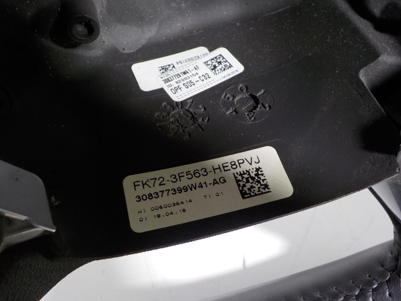 Recambio de volante para land rover discovery sport 2.0 td4 cat referencia OEM IAM LR079634 FK723F563HE8PVJ 