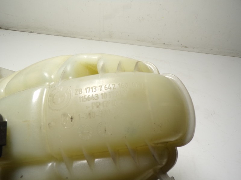 Recambio de deposito expansion para bmw serie 4 cabrio (f33) 2.0 turbodiesel referencia OEM IAM 17137642160 ZB1713764216001 