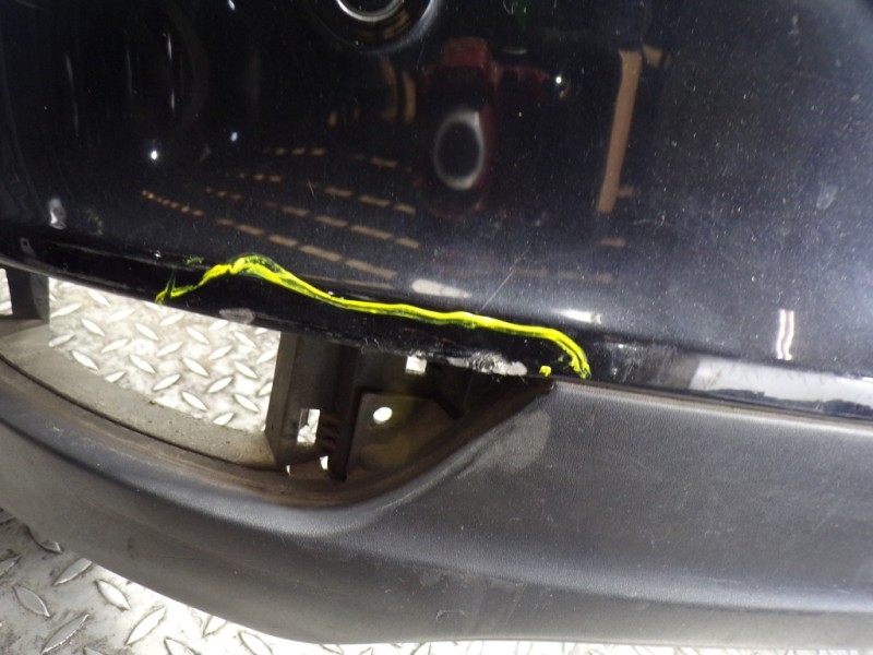 Recambio de paragolpes trasero para ford focus lim. 1.6 tdci cat referencia OEM IAM 1877243  