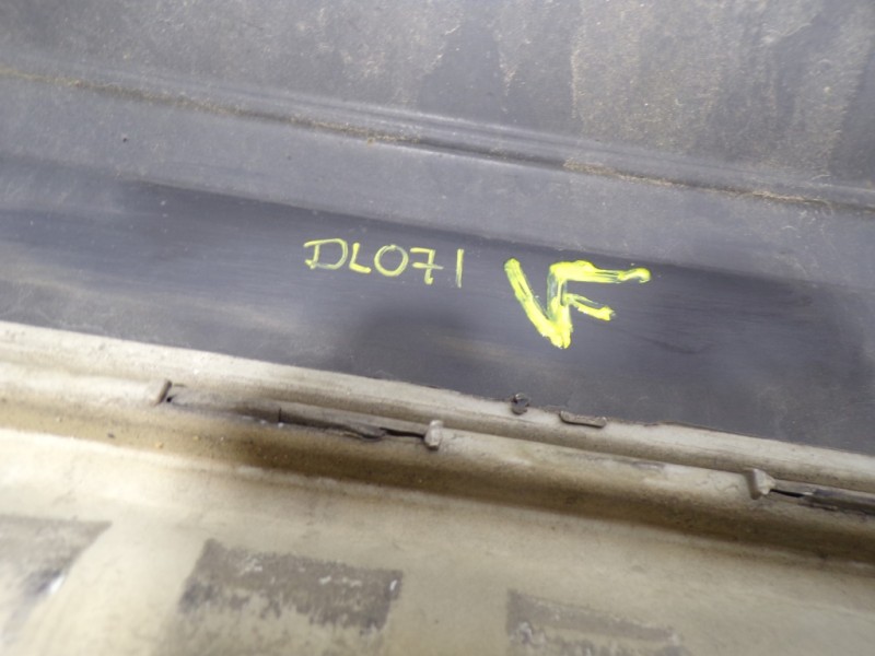 Recambio de paragolpes trasero para ford focus lim. 1.6 tdci cat referencia OEM IAM 1877243  