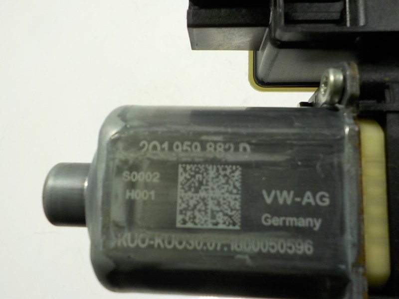 Recambio de motor elevalunas delantero derecho para seat arona 1.0 tsi referencia OEM IAM 2Q1959882D 2Q1959882D 