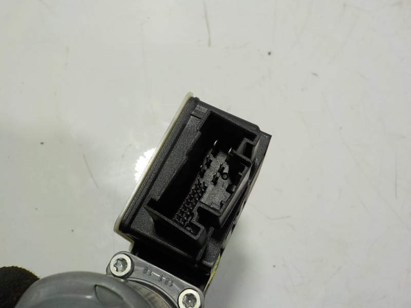 Recambio de motor elevalunas delantero derecho para seat arona 1.0 tsi referencia OEM IAM 2Q1959882D 2Q1959882D 