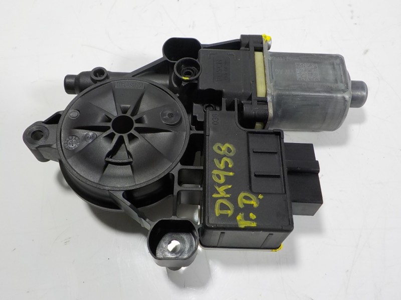 Recambio de motor elevalunas trasero derecho para seat arona 1.0 tsi referencia OEM IAM 5Q0959812D 5Q0959812D 