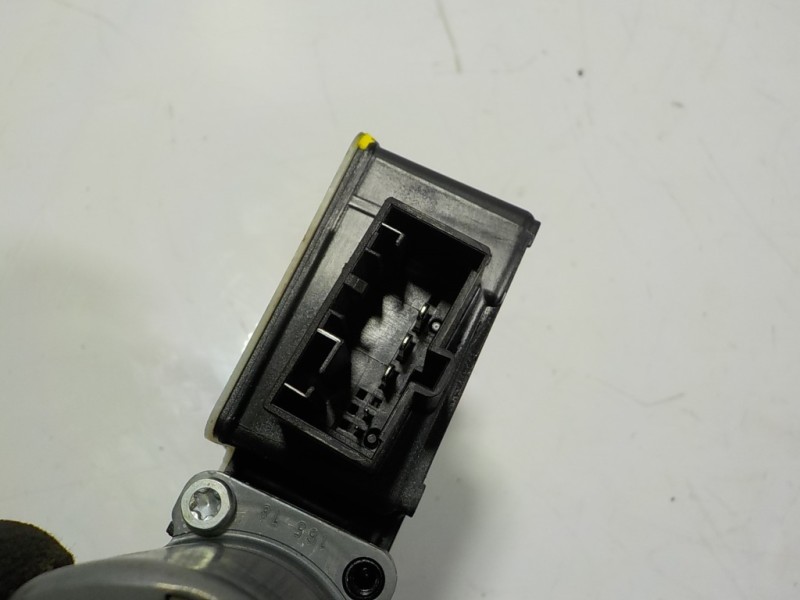 Recambio de motor elevalunas trasero derecho para seat arona 1.0 tsi referencia OEM IAM 5Q0959812D 5Q0959812D 