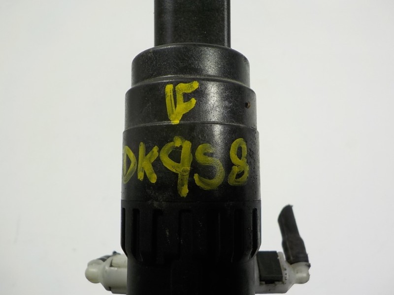 Recambio de bomba limpia para seat arona 1.0 tsi referencia OEM IAM 1K6955651 1K6955651 