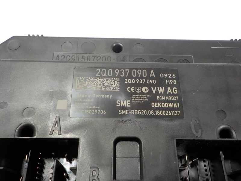 Recambio de modulo electronico para seat arona 1.0 tsi referencia OEM IAM 2Q0937090A 2Q0937090A 