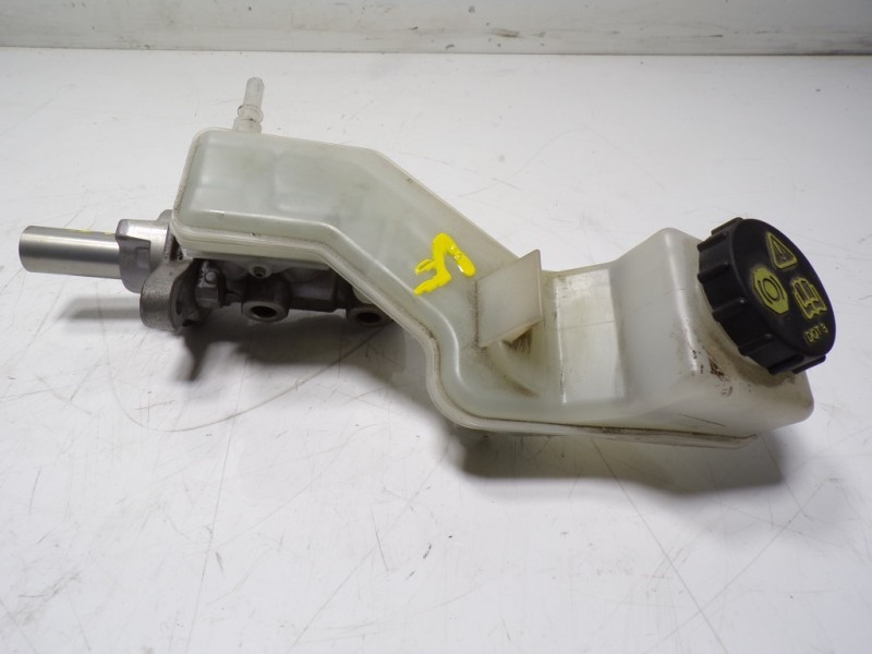 Recambio de bomba freno para mazda cx-30 1.8 diesel referencia OEM IAM  816930 