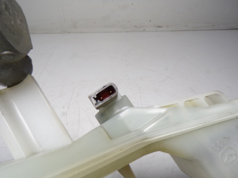 Recambio de bomba freno para mazda cx-30 1.8 diesel referencia OEM IAM  816930 