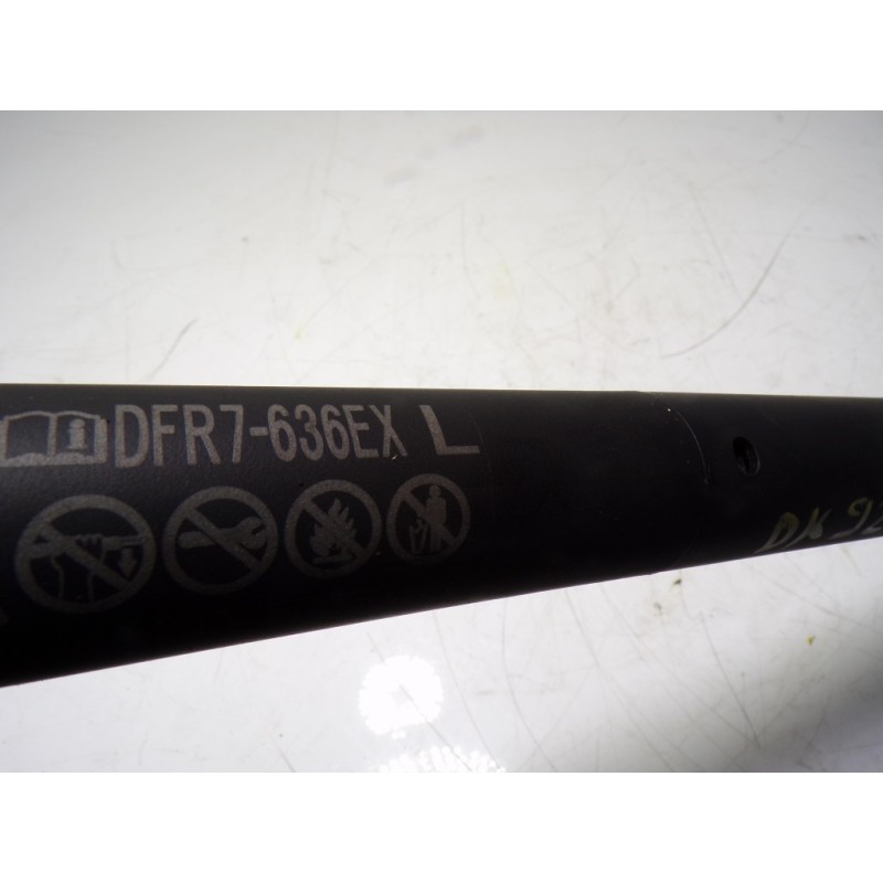 Recambio de amortiguadores maletero / porton para mazda cx-30 1.8 diesel referencia OEM IAM  DFR7636EX 