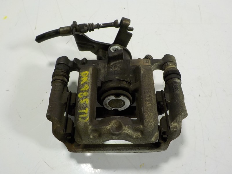 Recambio de pinza freno trasera derecha para opel mokka 1.7 16v cdti referencia OEM IAM 13300884  