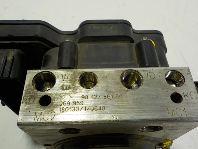 Recambio de abs para citroën c4 picasso rip curl referencia OEM IAM 1627649380 9826694380 