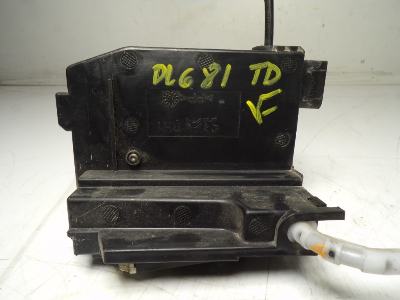 Recambio de cerradura puerta trasera derecha para citroën c4 picasso rip curl referencia OEM IAM 9826133680 9826133680 