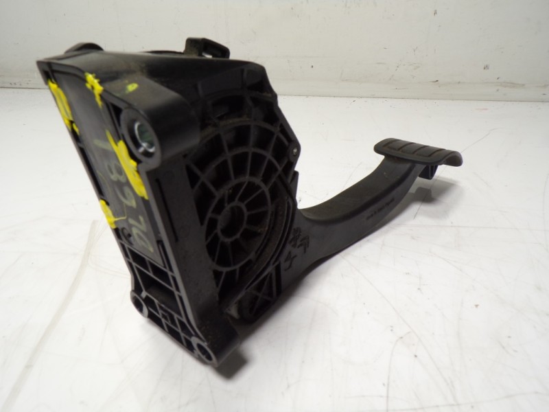 Recambio de potenciometro pedal para citroën c4 picasso rip curl referencia OEM IAM 9674829780 9674829780 