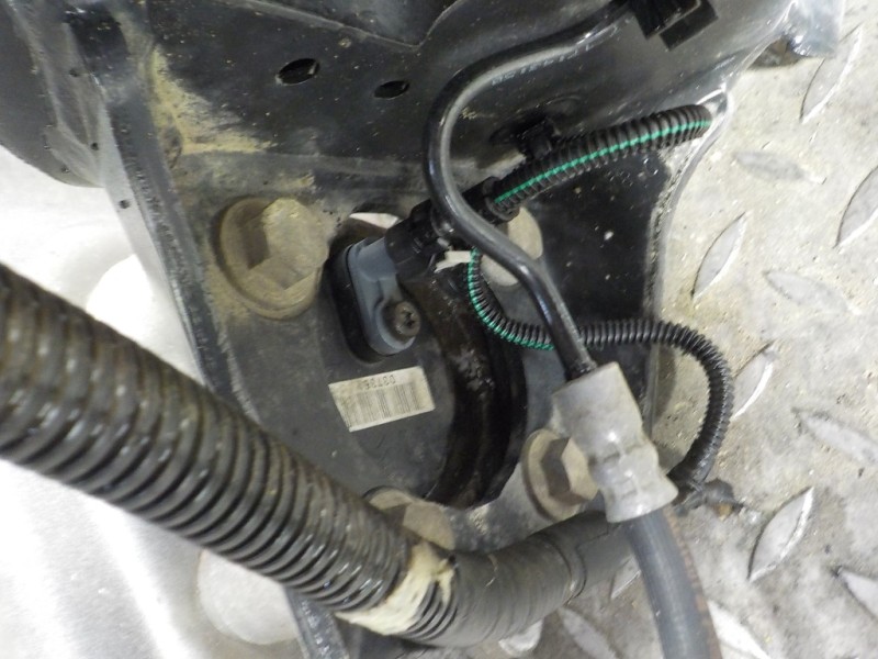 Recambio de puente trasero para citroën c4 picasso rip curl referencia OEM IAM 9827421280  