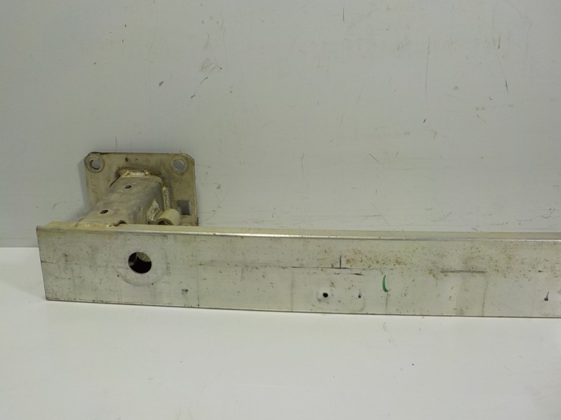 Recambio de refuerzo paragolpes trasero para citroën c4 picasso rip curl referencia OEM IAM 9676007180  