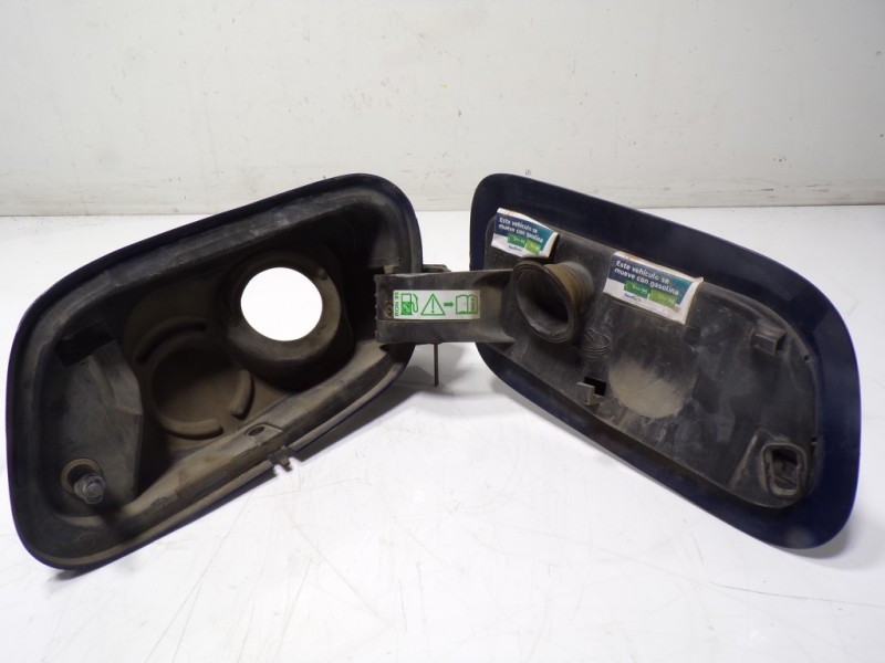 Recambio de tapa combustible para citroën c4 picasso rip curl referencia OEM IAM 9814206980 9814205980 9810871780