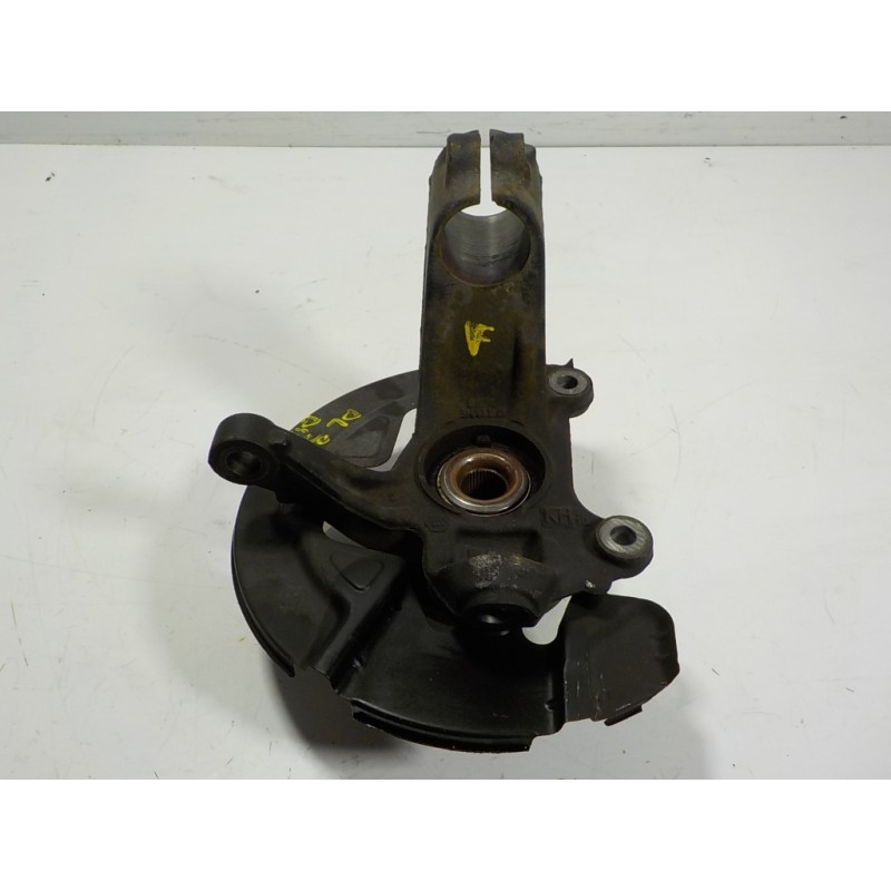 Recambio de mangueta delantera izquierda para land rover freelander (lr2) 2.2 td4 cat referencia OEM IAM LR006859  LR003157