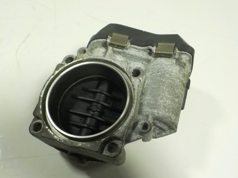 Recambio de caja mariposa para bmw serie 3 berlina (e90) 320i referencia OEM IAM  13547561066 