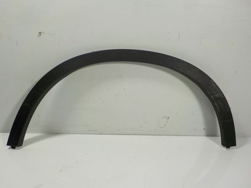 Recambio de aletin trasero izquierdo para bmw serie x5 (g05) xdrive 30d referencia OEM IAM 51777468827 867521 