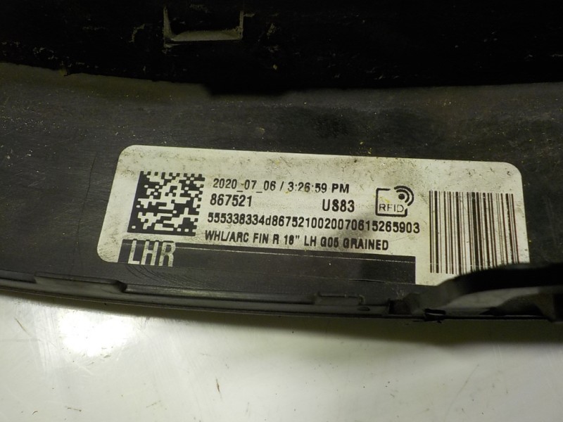 Recambio de aletin trasero izquierdo para bmw serie x5 (g05) xdrive 30d referencia OEM IAM 51777468827 867521 