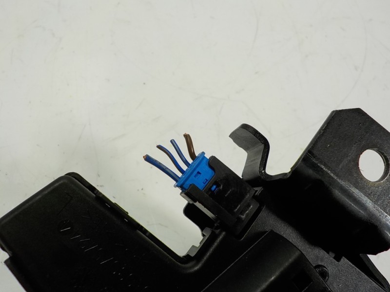 Recambio de cerradura capot para bmw serie x5 (g05) xdrive 30d referencia OEM IAM 51237485957 988087406 