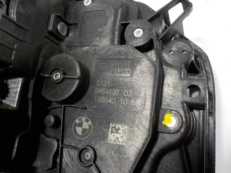 Recambio de cerradura puerta delantera derecha para bmw serie x5 (g05) xdrive 30d referencia OEM IAM 51229464892 5121946489203 