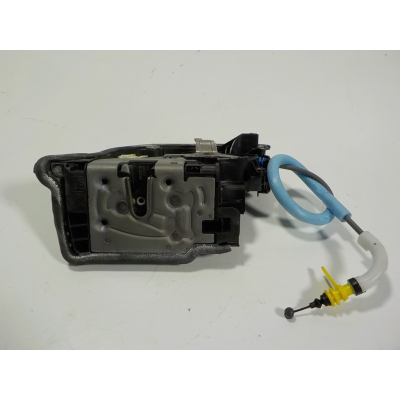 Recambio de cerradura puerta delantera izquierda para bmw serie x5 (g05) xdrive 30d referencia OEM IAM 51229464893 5121946489303