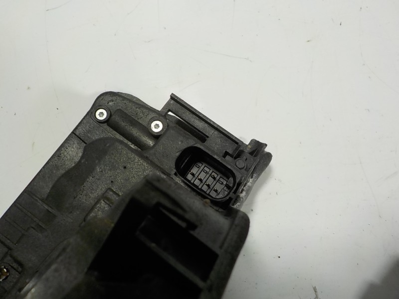 Recambio de cerradura puerta trasera derecha para bmw serie x5 (g05) xdrive 30d referencia OEM IAM 51229464886 5122946488603 