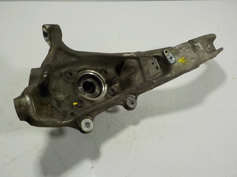 Recambio de mangueta delantera derecha para bmw serie x5 (g05) xdrive 30d referencia OEM IAM 31216876656 3121687665603 312068936