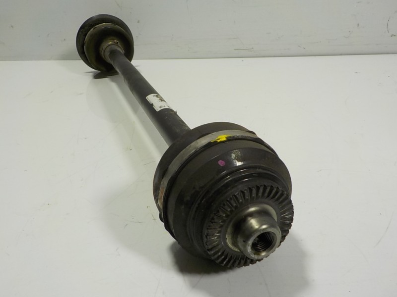 Recambio de transmision trasera derecha para bmw serie x5 (g05) xdrive 30d referencia OEM IAM 33208699696  