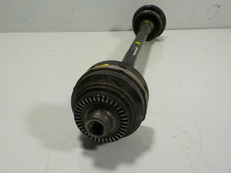 Recambio de transmision trasera izquierda para bmw serie x5 (g05) xdrive 30d referencia OEM IAM 33208699695 848751301 