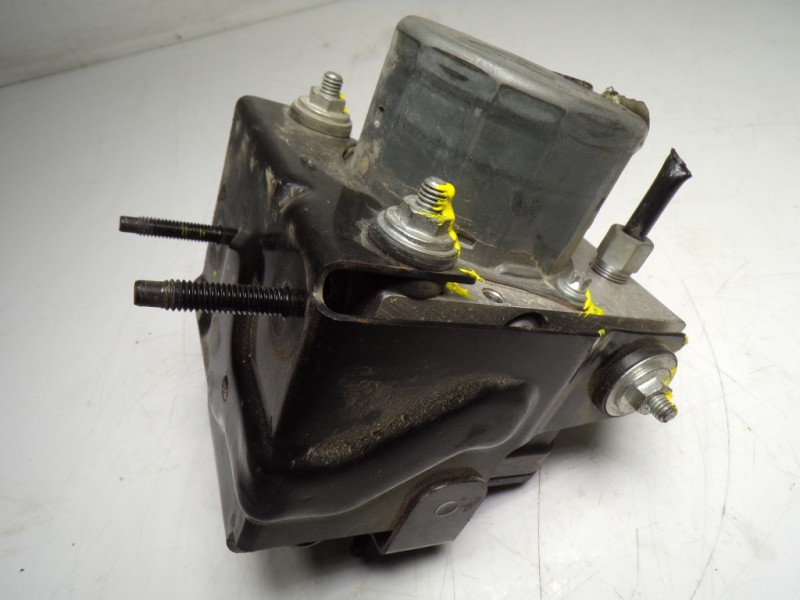 Recambio de abs para renault kadjar 1.6 dci diesel fap energy referencia OEM IAM 476603731R 476606749R 