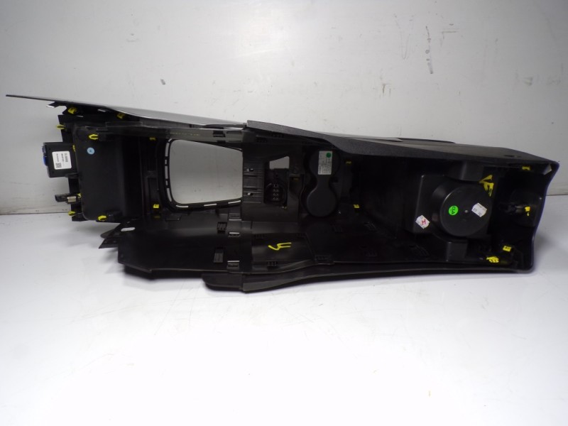 Recambio de apoyabrazos central para renault kadjar 1.6 dci diesel fap energy referencia OEM IAM 969209309R 969258644R 