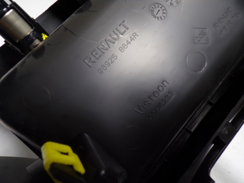 Recambio de apoyabrazos central para renault kadjar 1.6 dci diesel fap energy referencia OEM IAM 969209309R 969258644R 