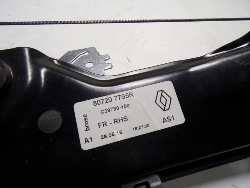 Recambio de elevalunas delantero derecho para renault kadjar 1.6 dci diesel fap energy referencia OEM IAM 807209732R 807207795R 