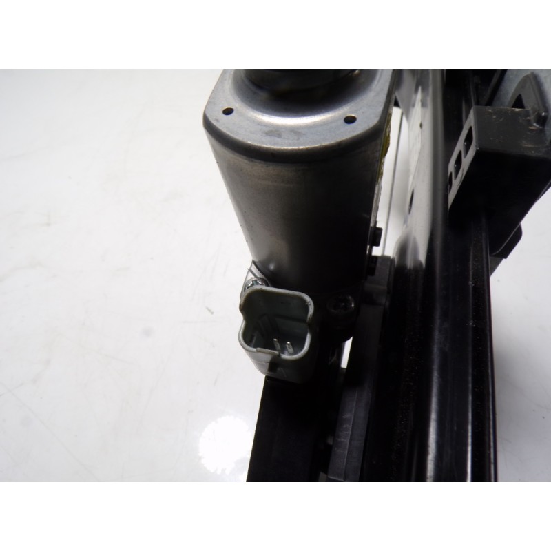 Recambio de elevalunas delantero derecho para renault kadjar 1.6 dci diesel fap energy referencia OEM IAM 807209732R 807207795R 